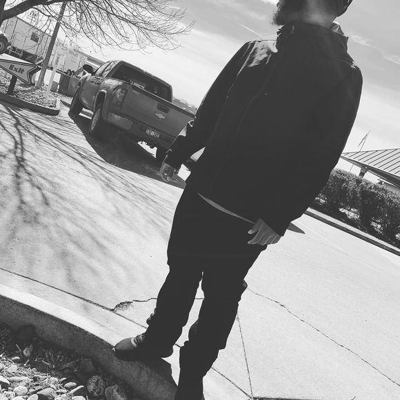 Meet your Posher, Devonte - Picture 1 of 1